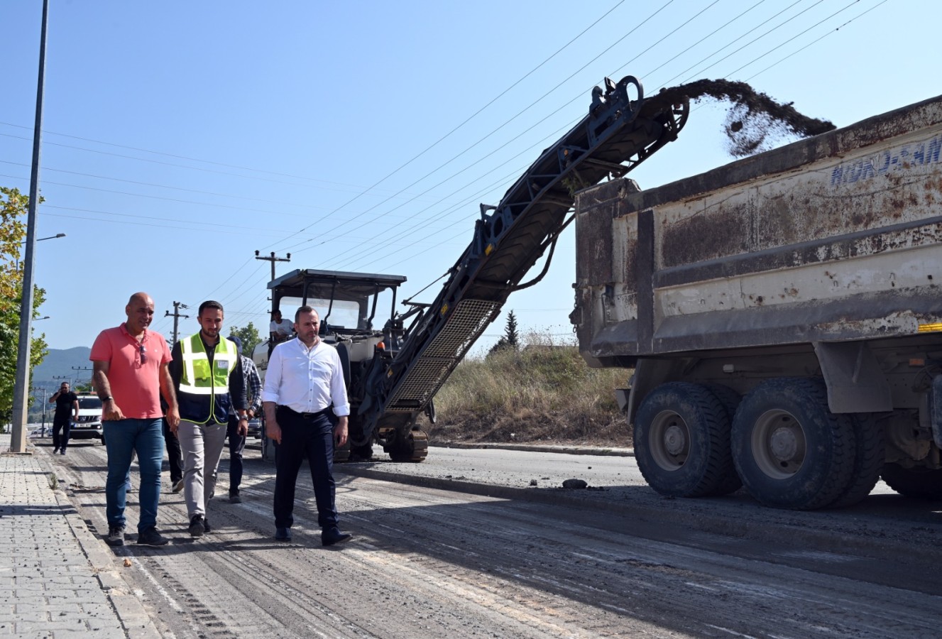 RADAR CADDESİ HASTANE KISMI YENİLENİYOR