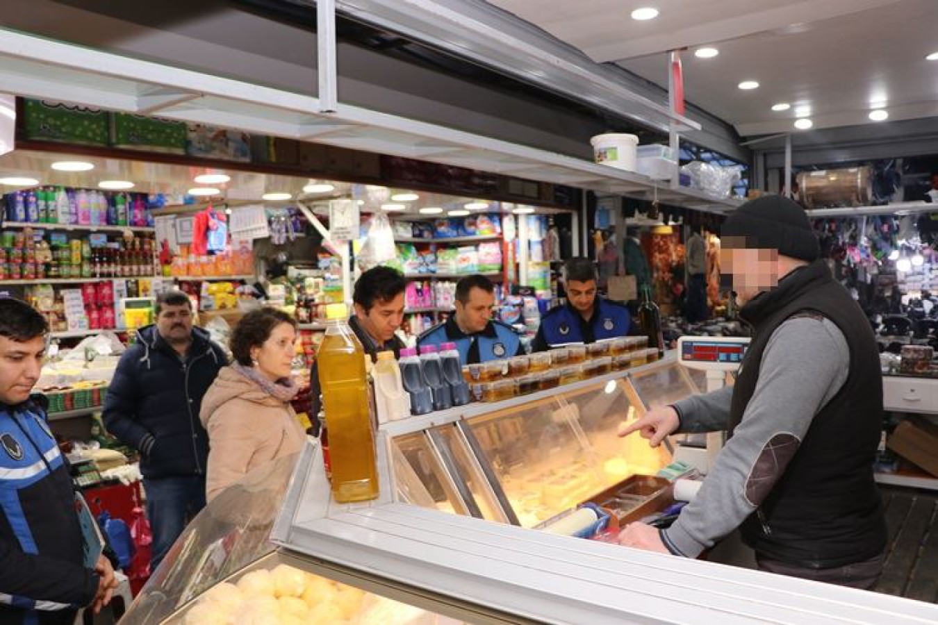 ŞARKÜTERİLER DENETLENDİ