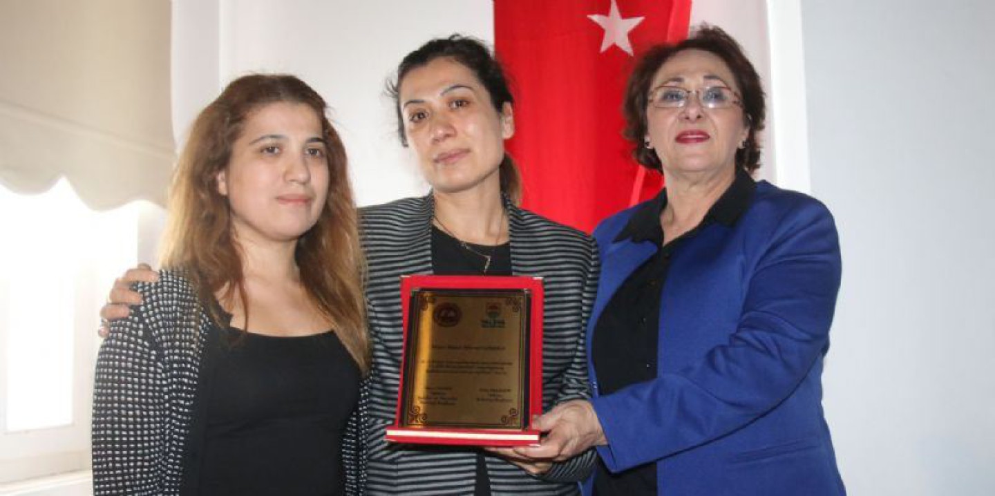 Şiirler ‘Sevgi’ İçin Sergilendi