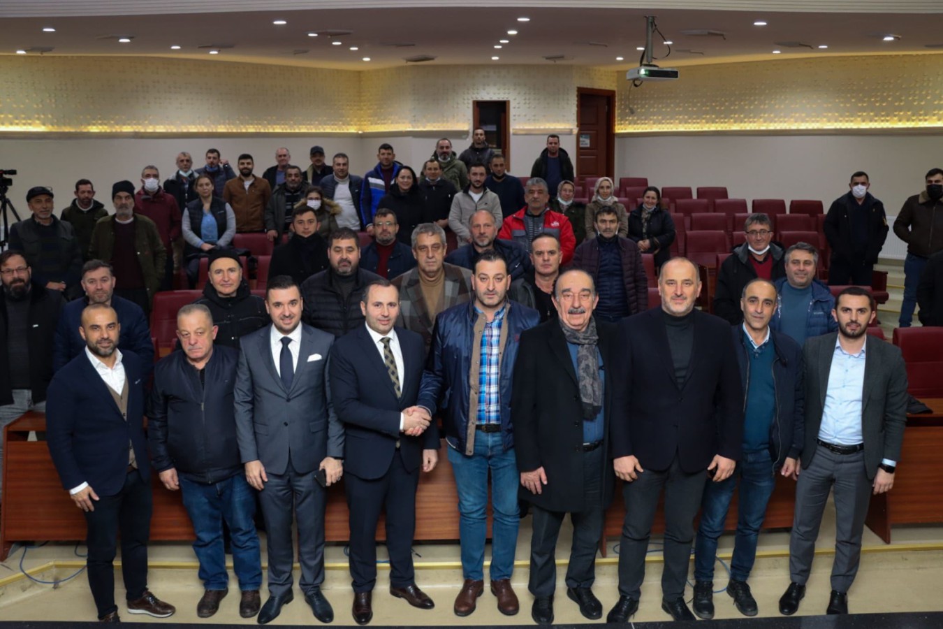 SIKINTI AŞILDI! YALOVA’NIN DOĞU BATISI KÖPRÜLÜ KAVŞAKLA BİRLEŞİYOR