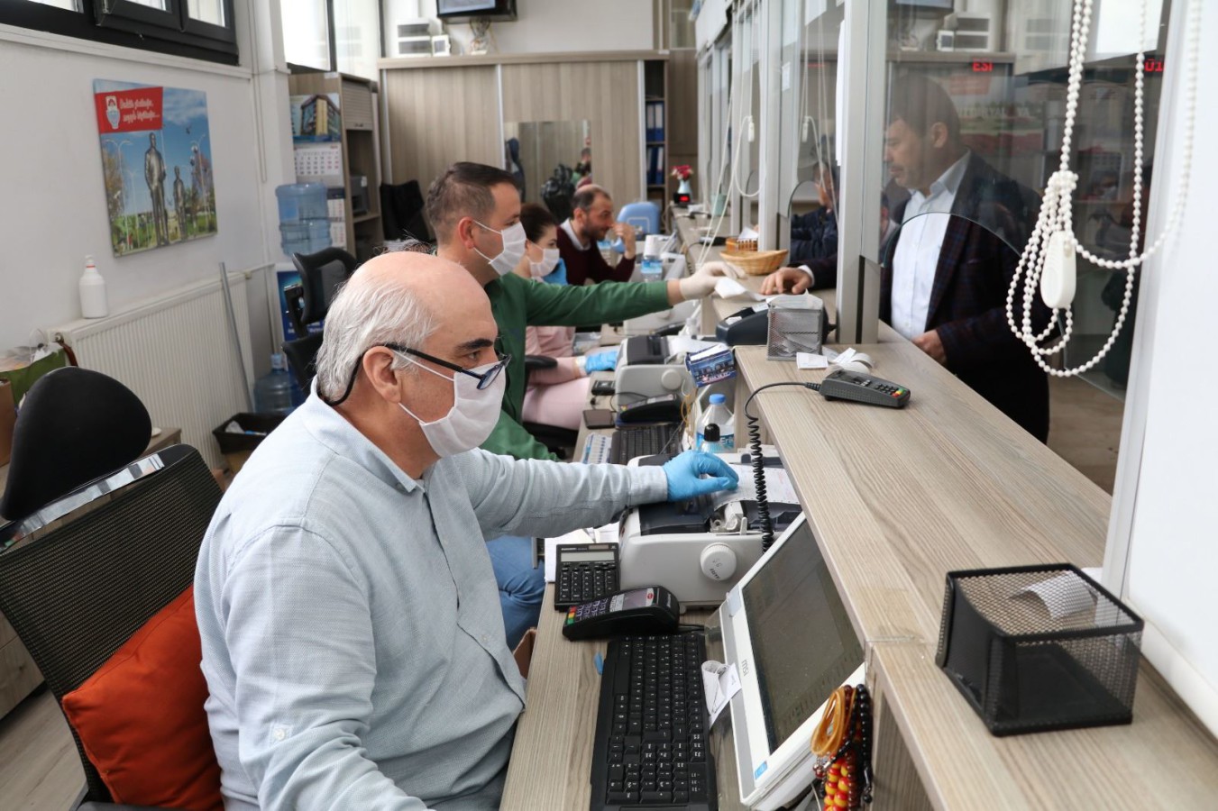 VEZNELER 15.30’DA KAPANACAK