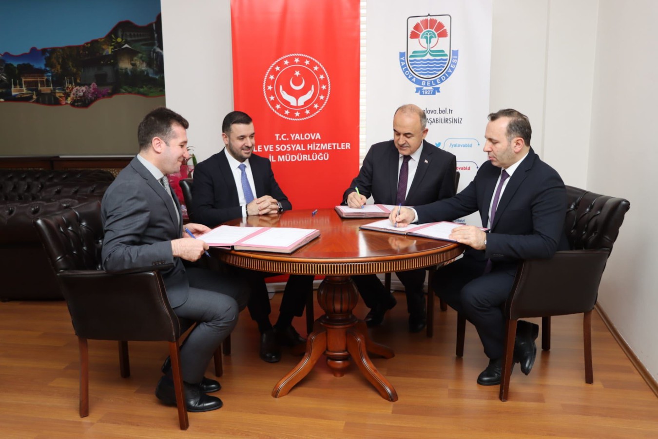 YALOVA BELEDİYESİ ÖZEL BİREYLERİN YANINDA