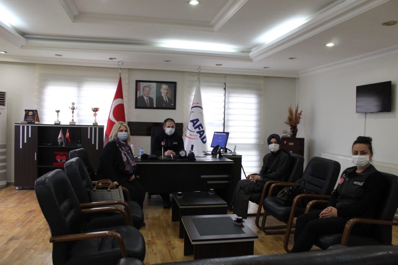 YALOVA BELEDİYESİ YETKİLİLERİNDEN AFAD’A ZİYARET