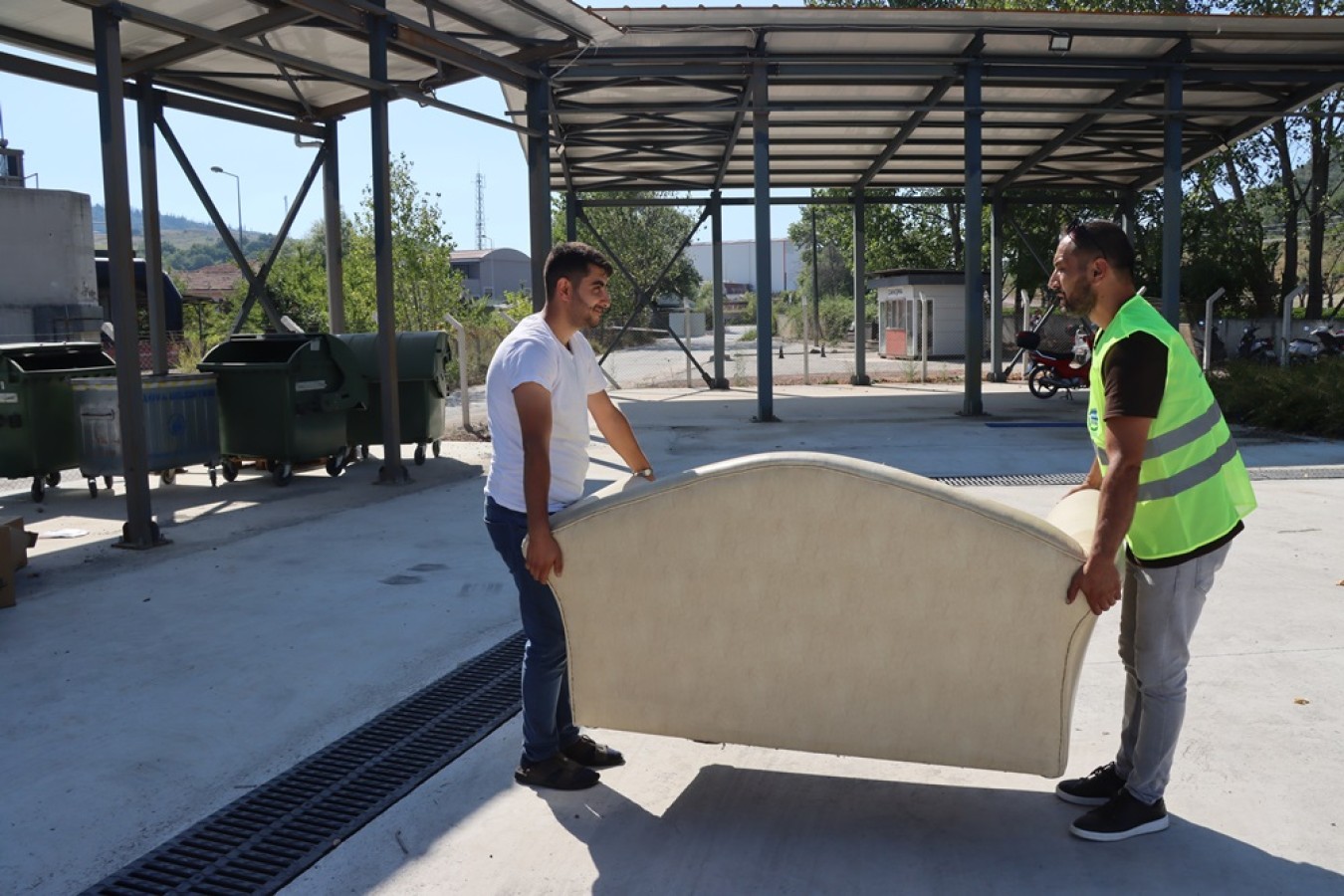 YALOVA BELEDİYESİ'NDEN ÇEVRE DOSTU UYGULAMA