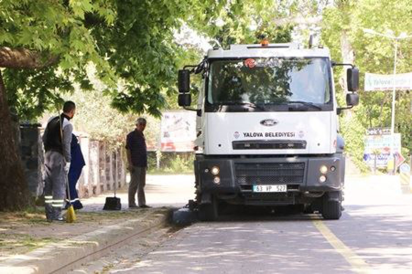 YALOVA BELEDİYESİNDEN HUMMALI ÇALIŞMA