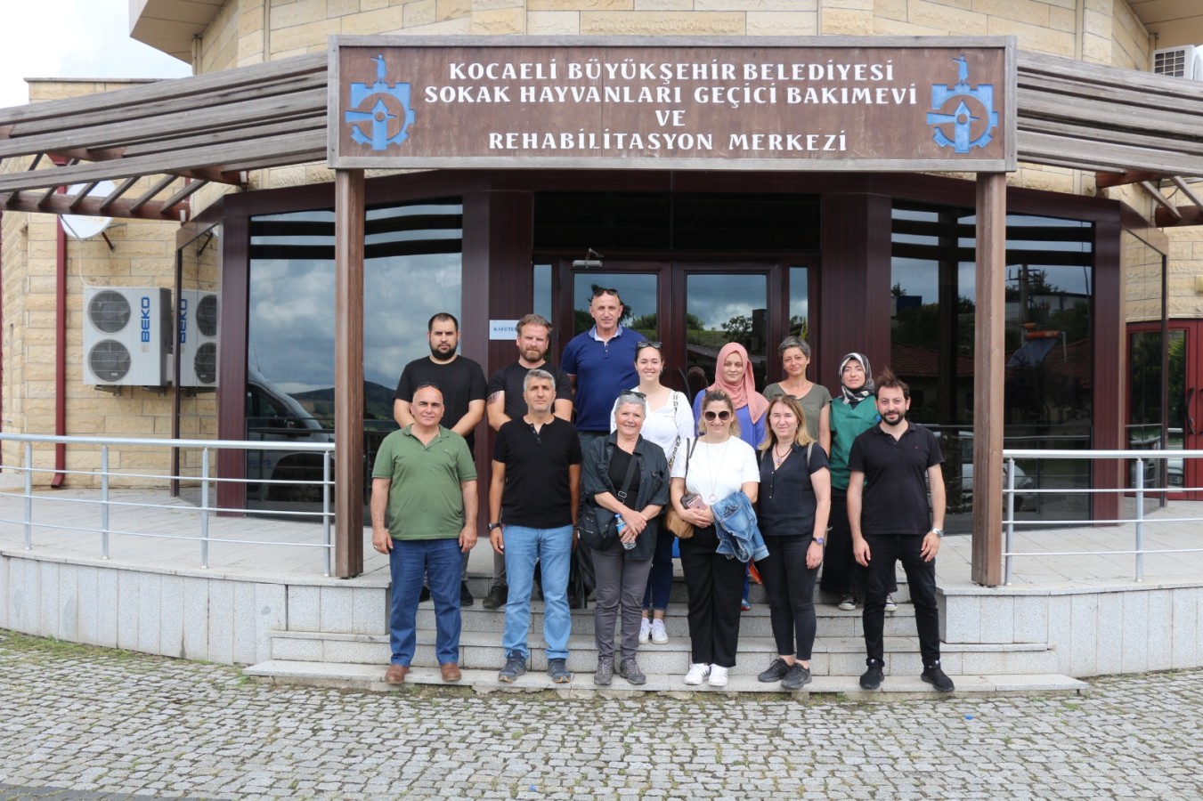 YALOVA EKİBİNDEN KOCAELİ SOKAK HAYVANLARI MERKEZİNE ZİYARET