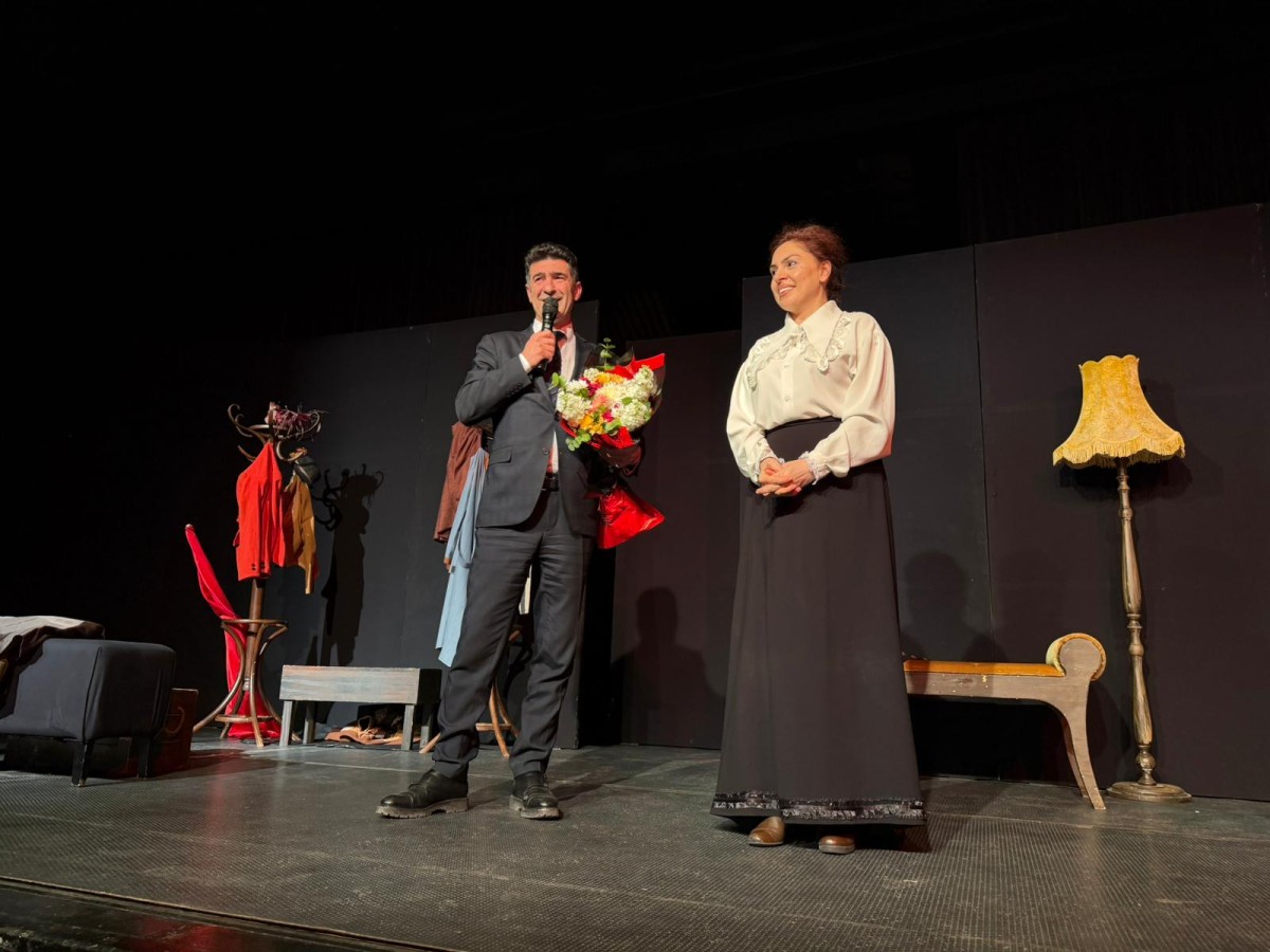 YALOVA’DA “ROSA LUXEMBURG” OYUNU SANATSEVERLERLE BULUŞTU