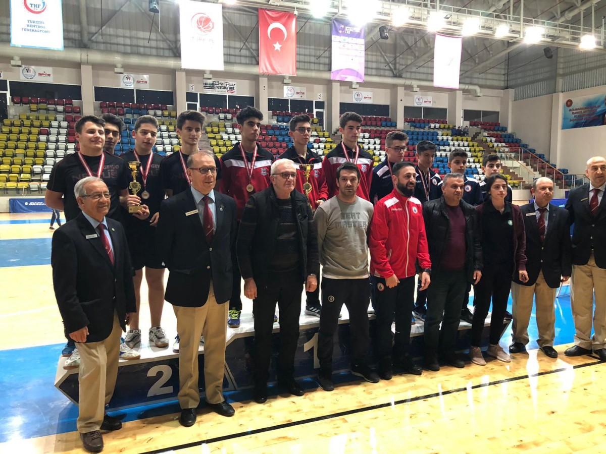 YALOVALI RAKETLER GURURUMUZ! RAKETLERİMİZ İLİMİZİ TÜRKİYE ŞAMPİYONASI’NDA TEMSİL EDECEK