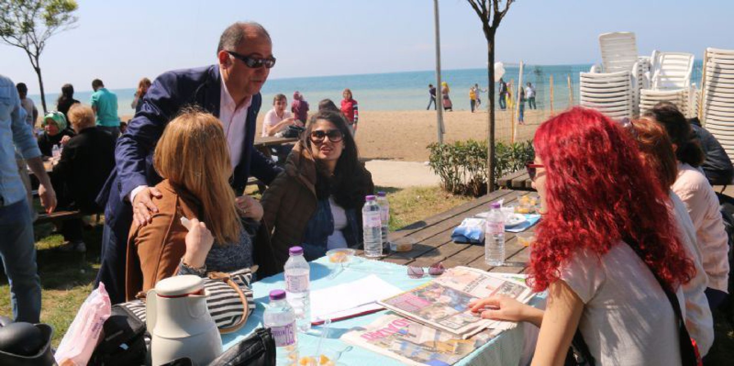 YALOVA’NIN EN BÜYÜK AİLESİ PİKNİKTE BULUŞTU