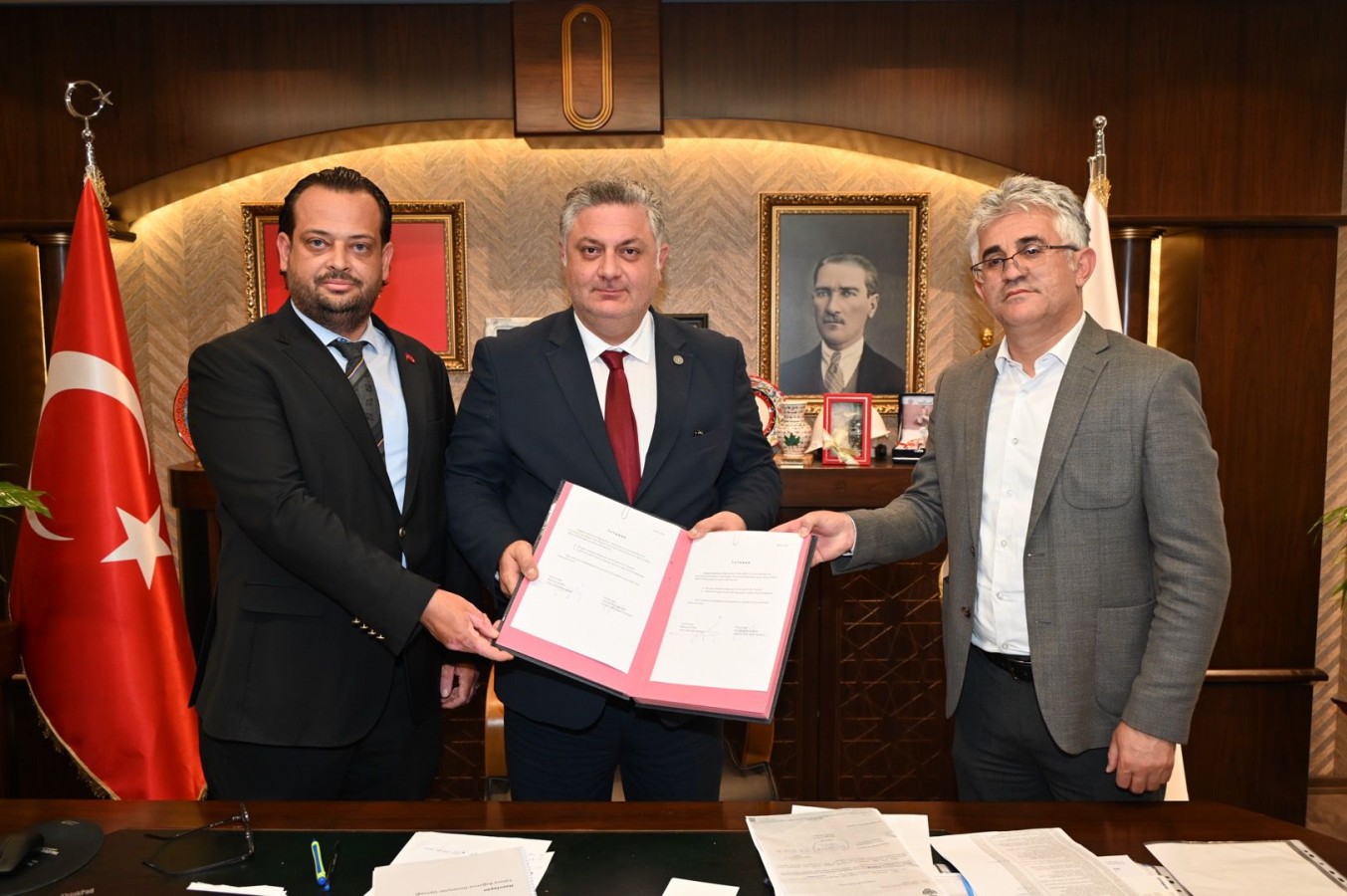 YALOVA’NIN KARDEŞ ŞEHRİNDEN DEPREM BÖLGESİNE EĞİTİM DESTEĞİ