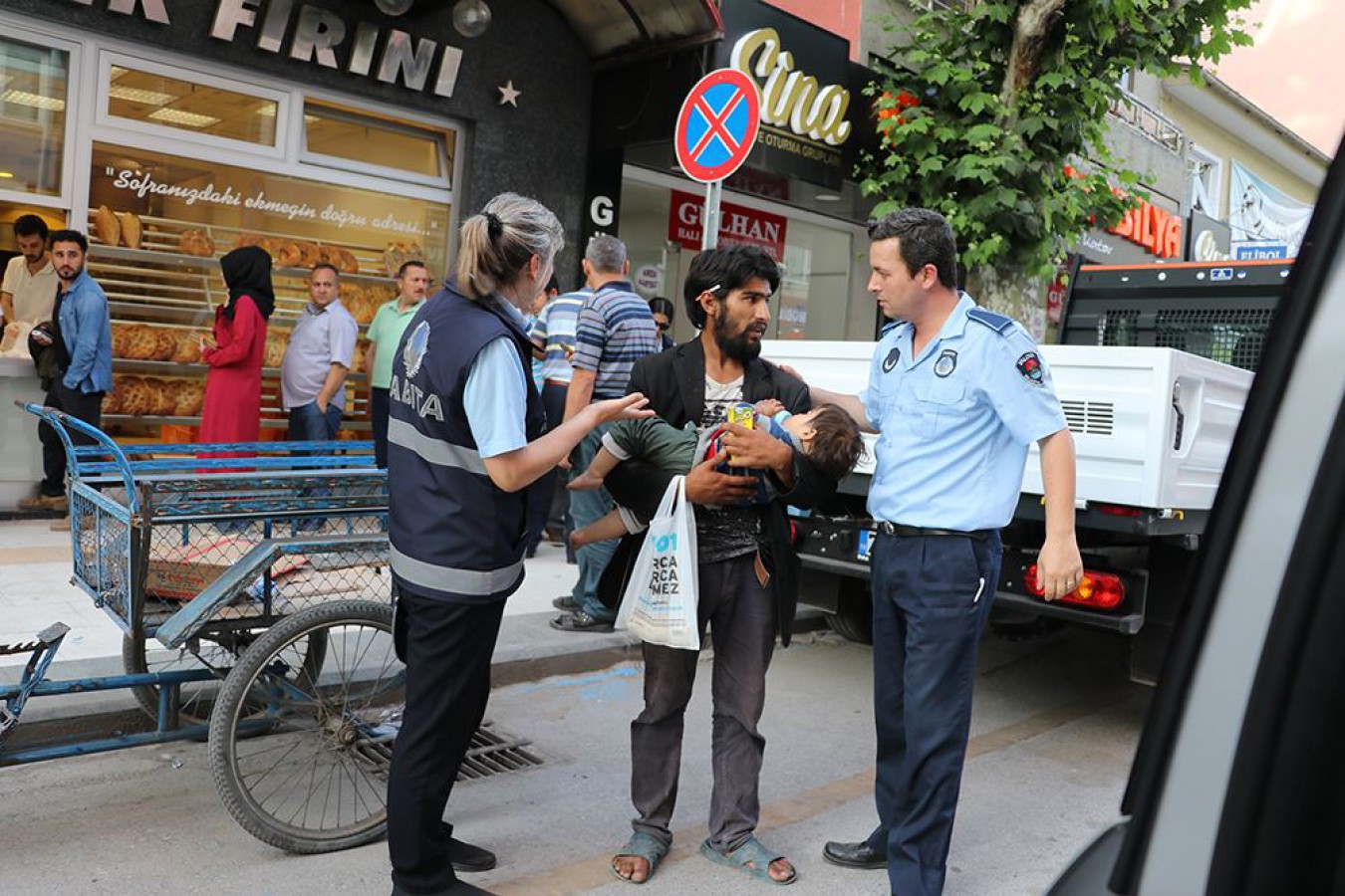 ZABITA EKİPLERİNDEN DİLENCİLERE OPERASYON