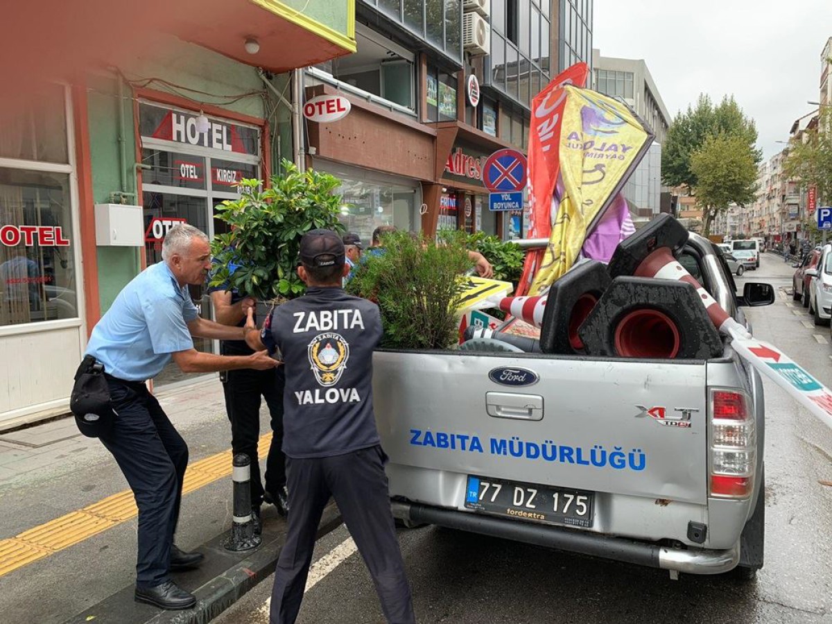 ZABITA’DAN YAYA KALDIRIM İŞGALİ OPERASYONU